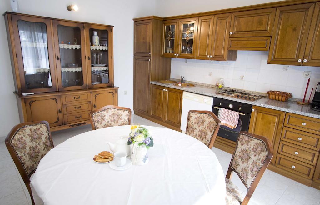 Apartment Pcelica Maja Podstrana Værelse billede