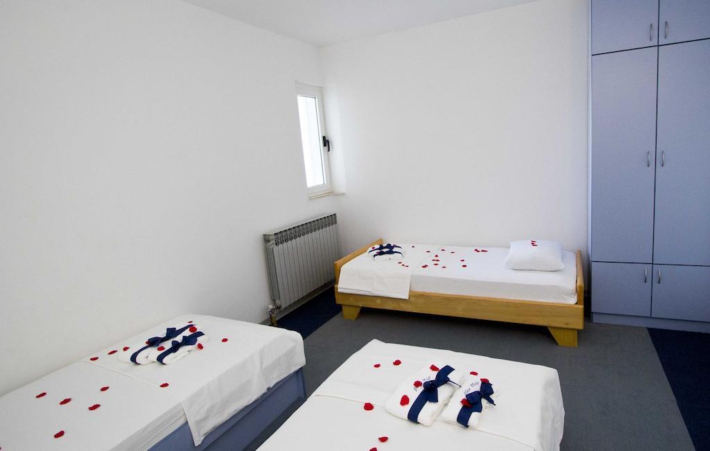Apartment Pcelica Maja Podstrana Værelse billede